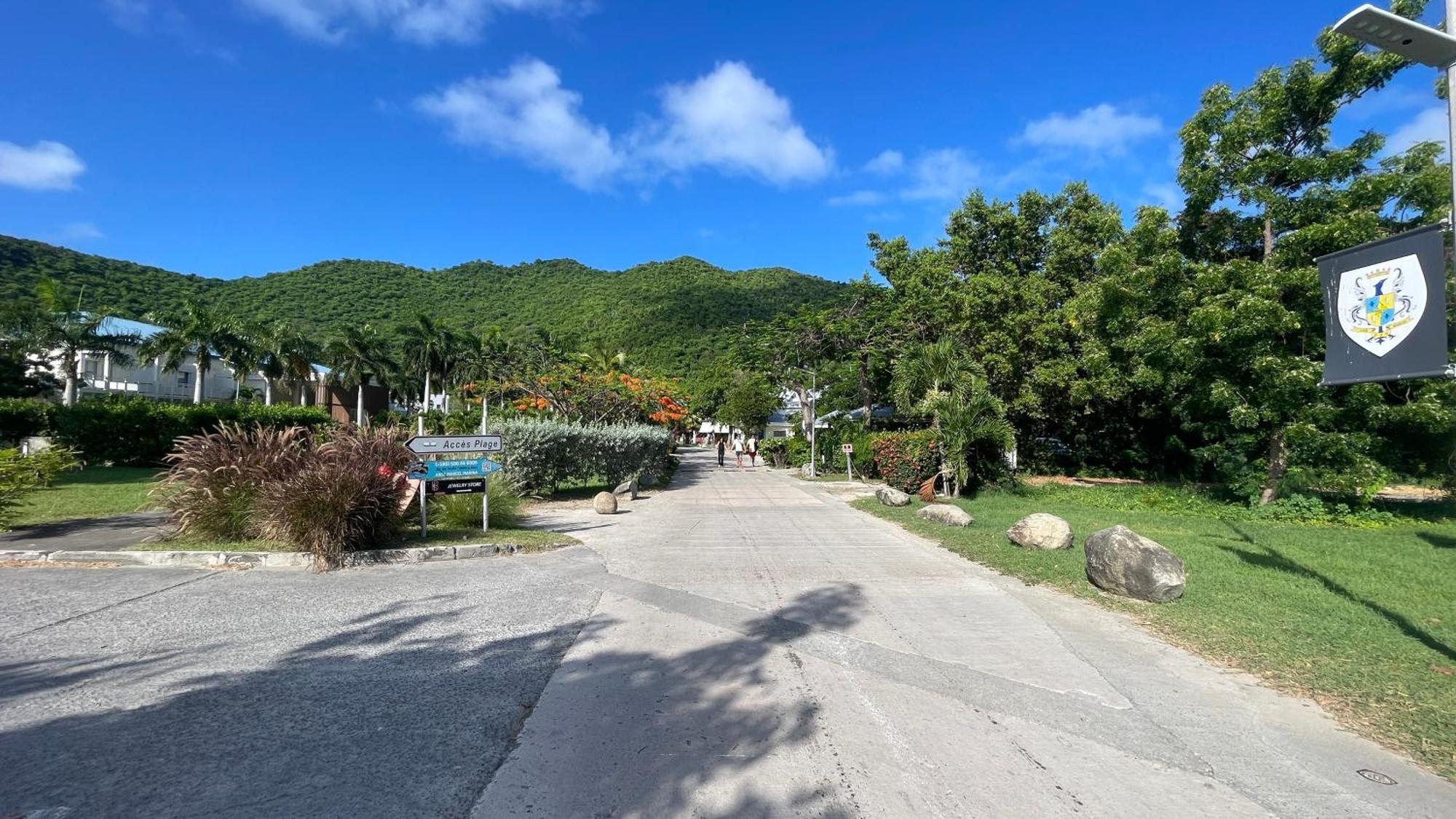Island Escape, Marina Paradise & Beach Adventures Cul de Sac Bagian luar foto